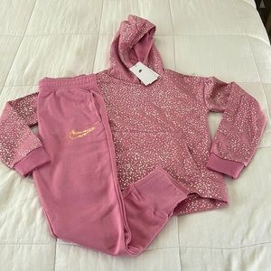 Nike Girls Hoodie and Jogger Set Size Large (Pink)